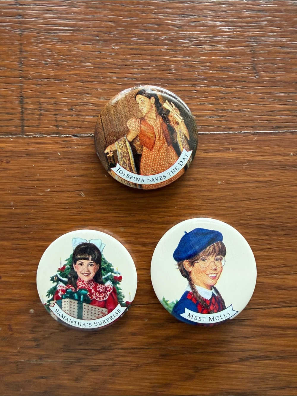 American Girl 3 Pins Molly, Samantha, Josefina